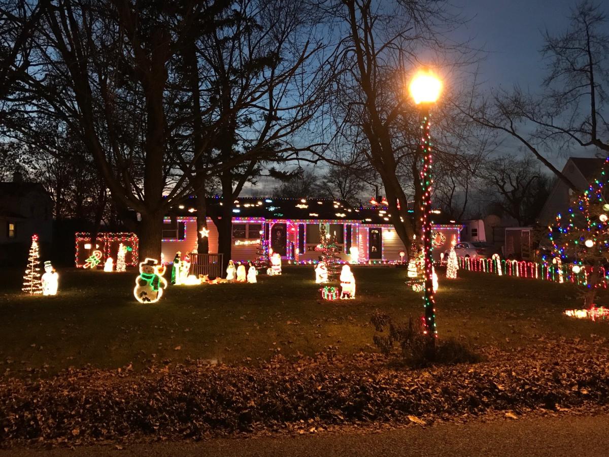 4015 Kentland Ave-Beste Julelys Display-Nord-Fort Wayne