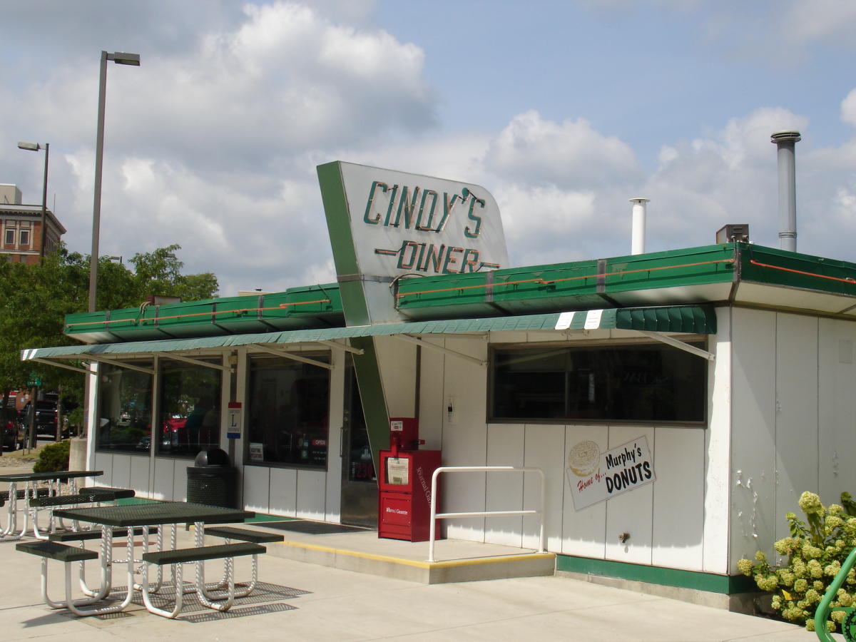 Cindy's Diner on West Berry Street