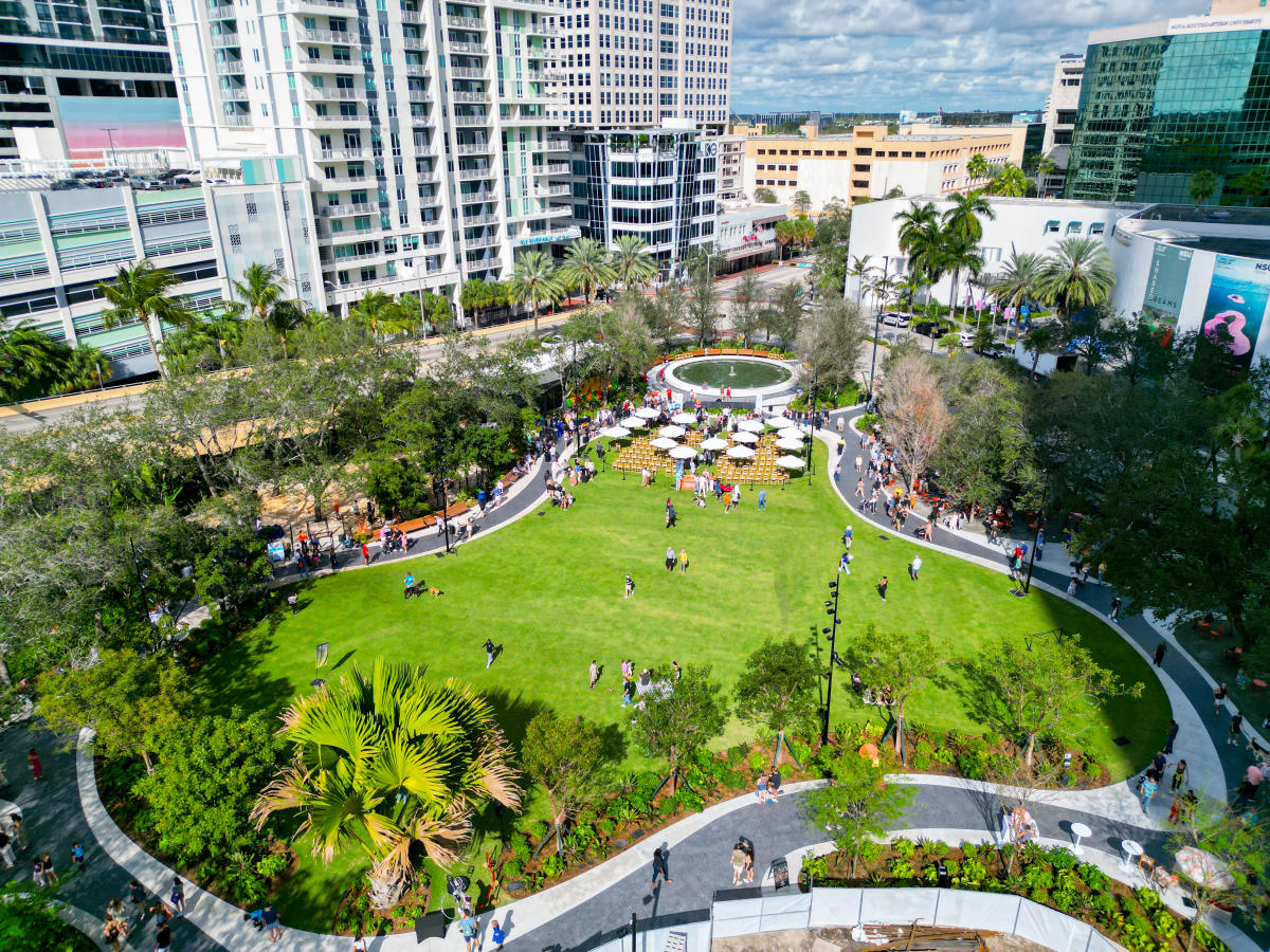 Huizenga Park