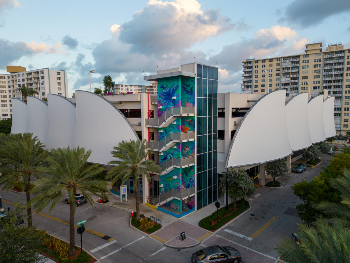 Pompano Beach Pier Parking Garage Mural