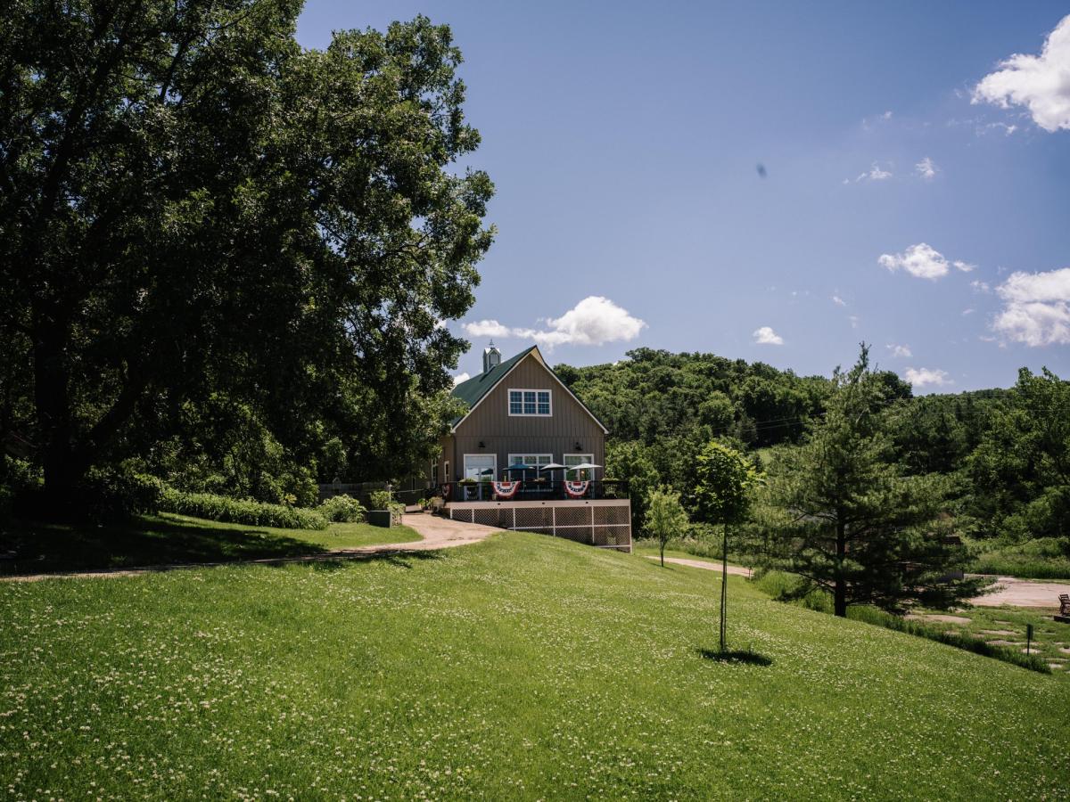 Hawk Valley Retreat & Cottages