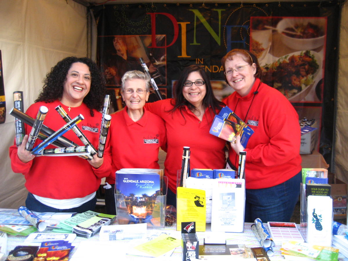 glendale-greeters-volunteers