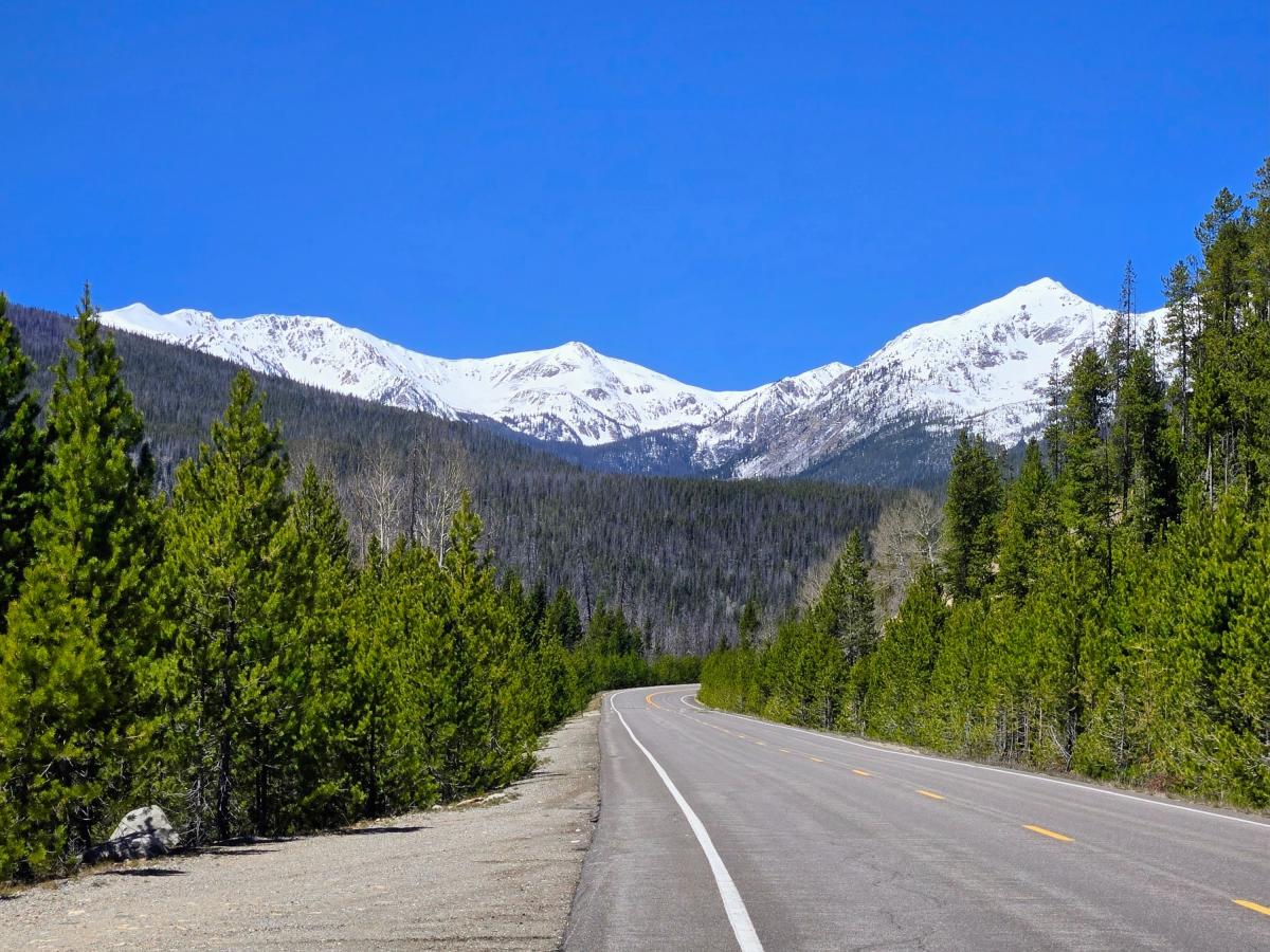 Trail Ridge Road with the Never Summer Mountain Range in the background