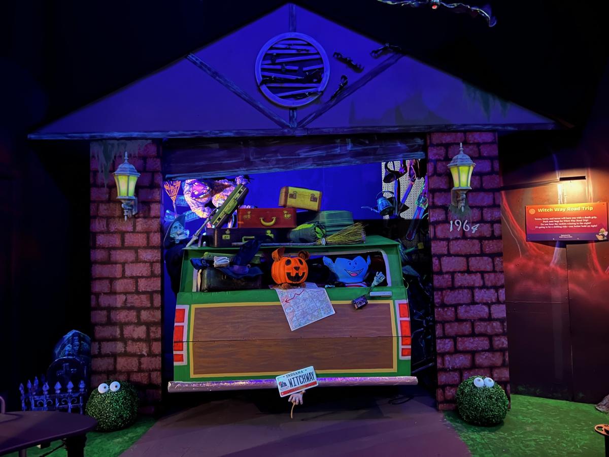 Children's Museum of Indianapolis Haunted House - Witch Way road Trip