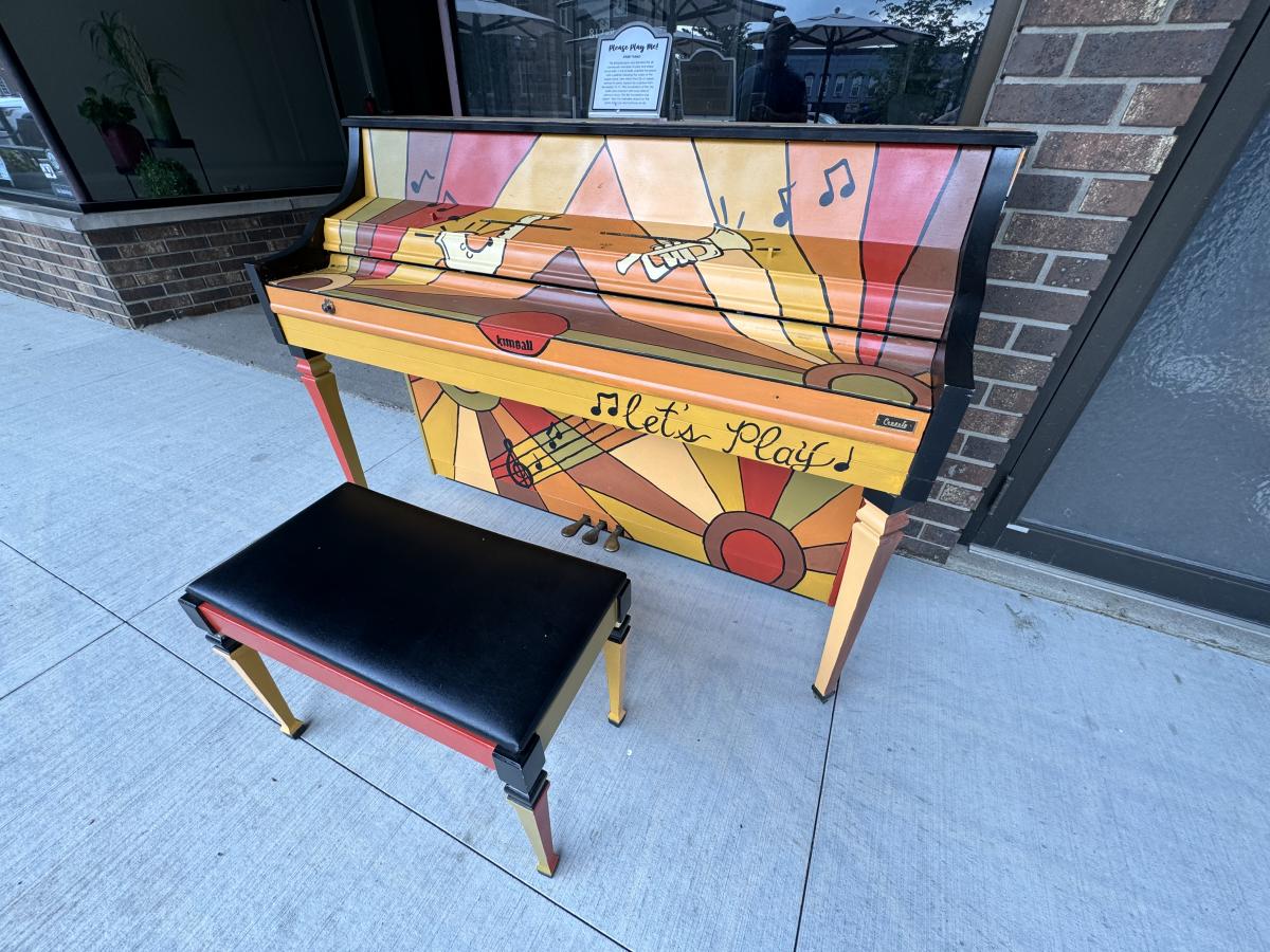 Piano in downtown Jasper