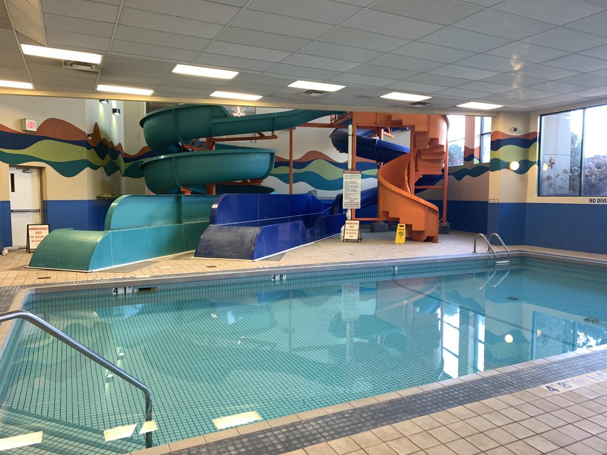 Pool area at the Kanata Hotel Kelowna