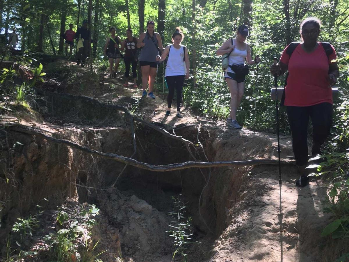 Hiking (Horizontal)