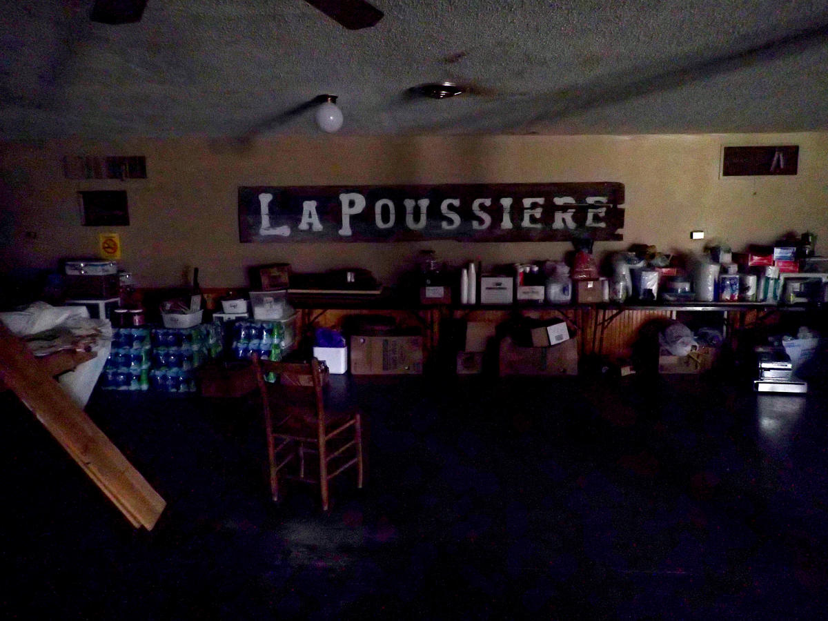 La Poussiere