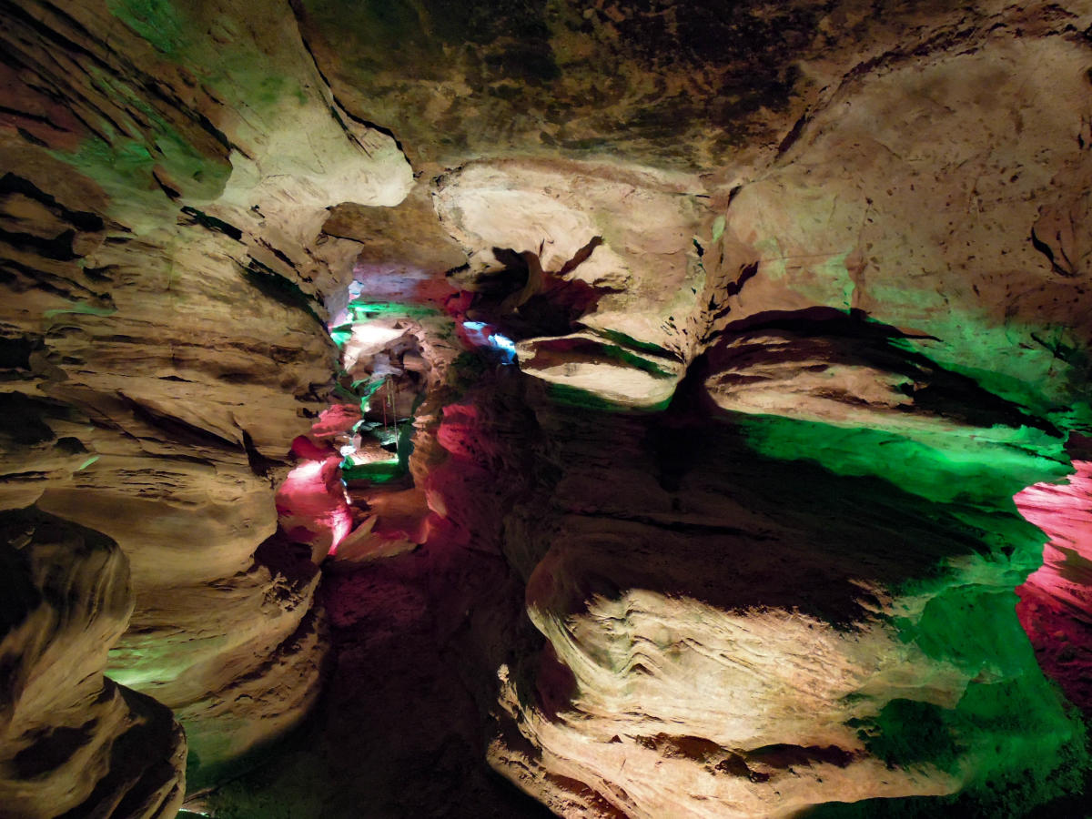 Laurel Caverns