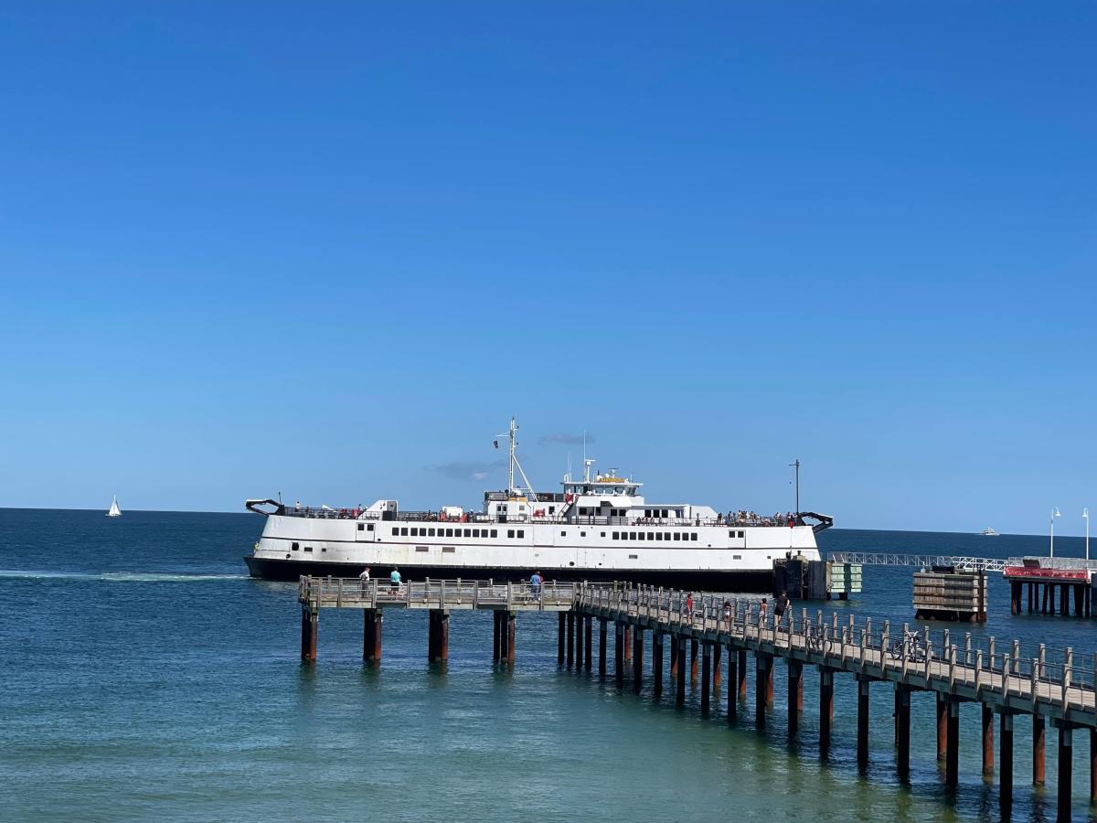 How to Get to Martha's Vineyard