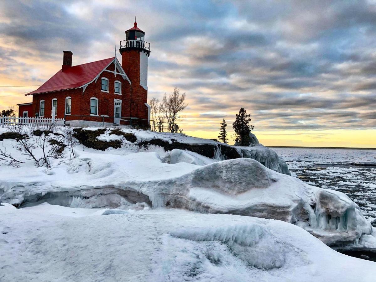 Eagle Harbor Light in winter in Michigan's Upper Peninsula, USA