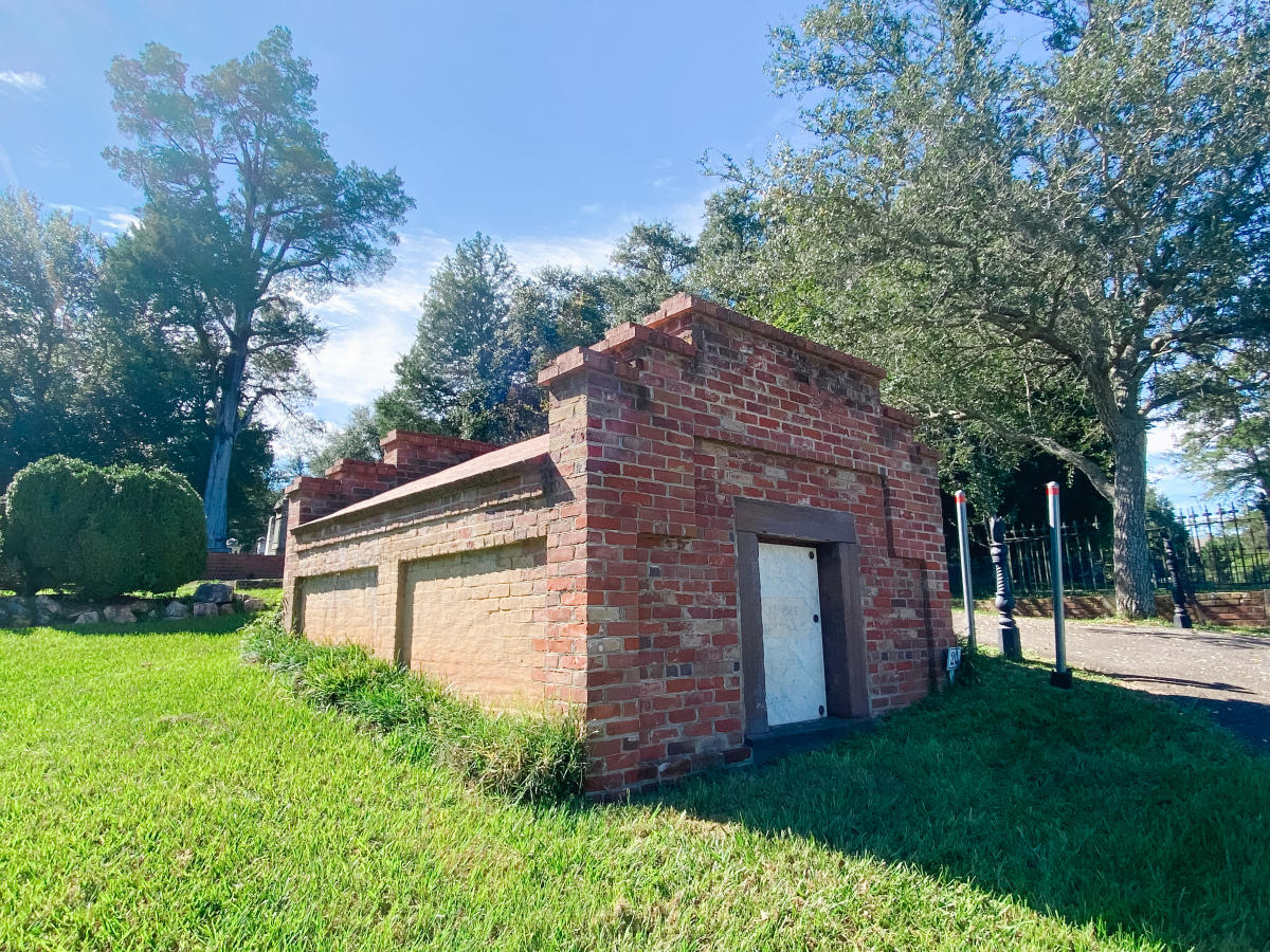 William Fish Vault Memory Hill Cemetery