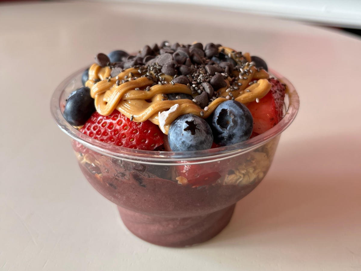 Acai Bowl at Tamaras