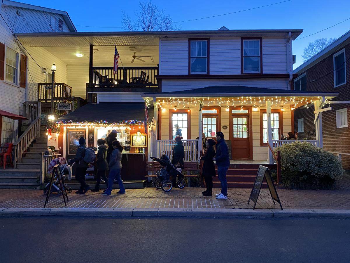 occoquan holiday shopping