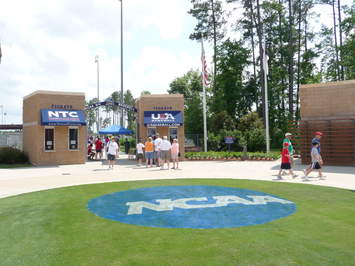 2011 NCAA Division II Baseball entrance
