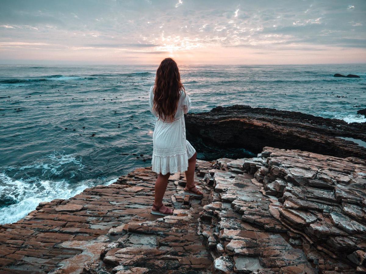 girl at Montana de Oro