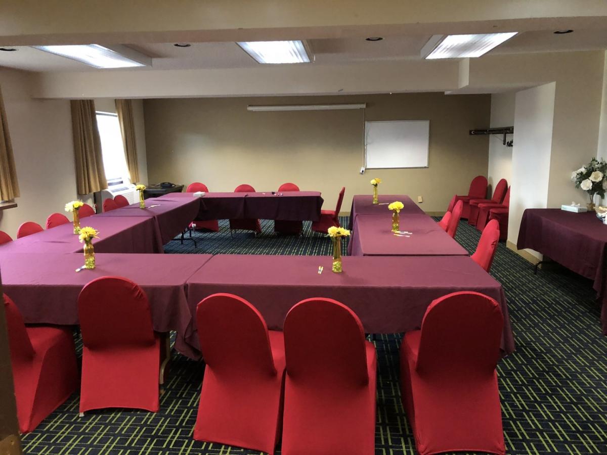 Days Inn Meeting Room