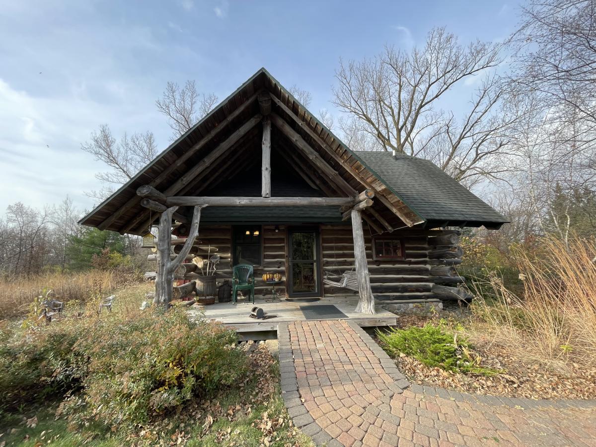 Amherst RiverDance Cabin Exterior
