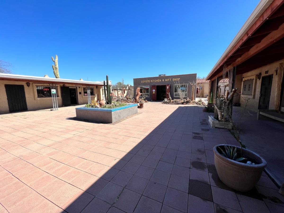 Coyote Kitchen and Gift Shop/ San Xavier Plaza