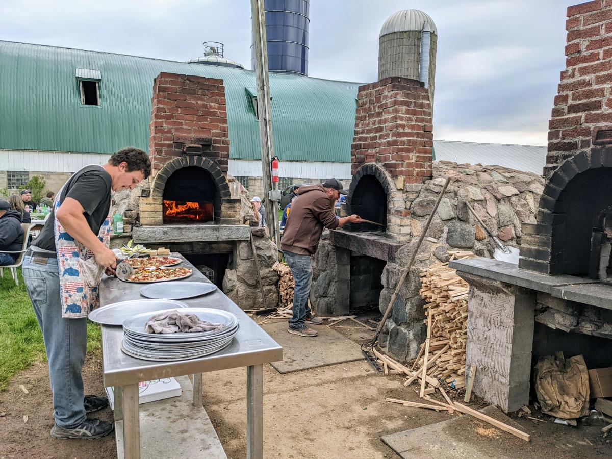 stoney acres farm wood fired pizza