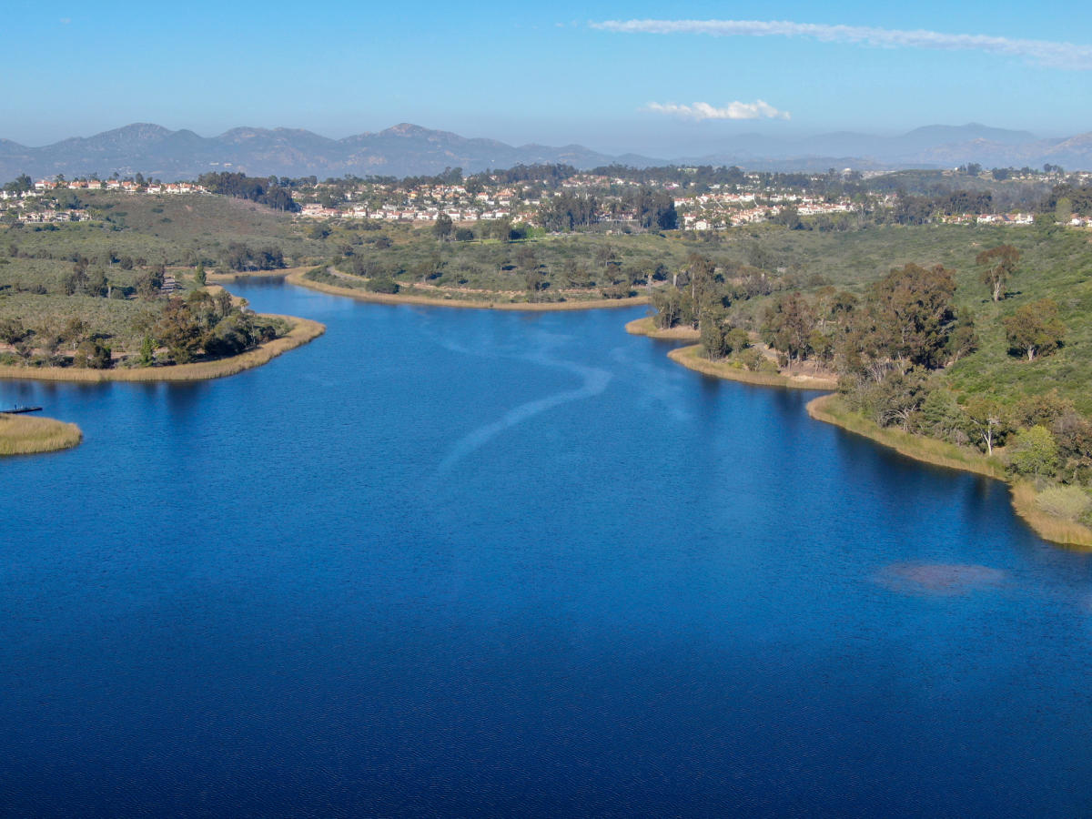 San Diego Lake