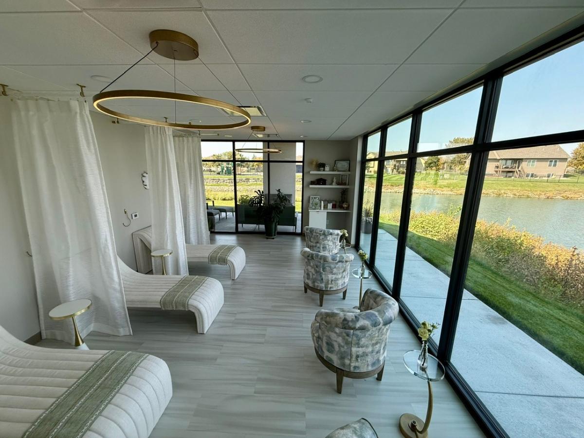 Relaxation area at Beau Monde West