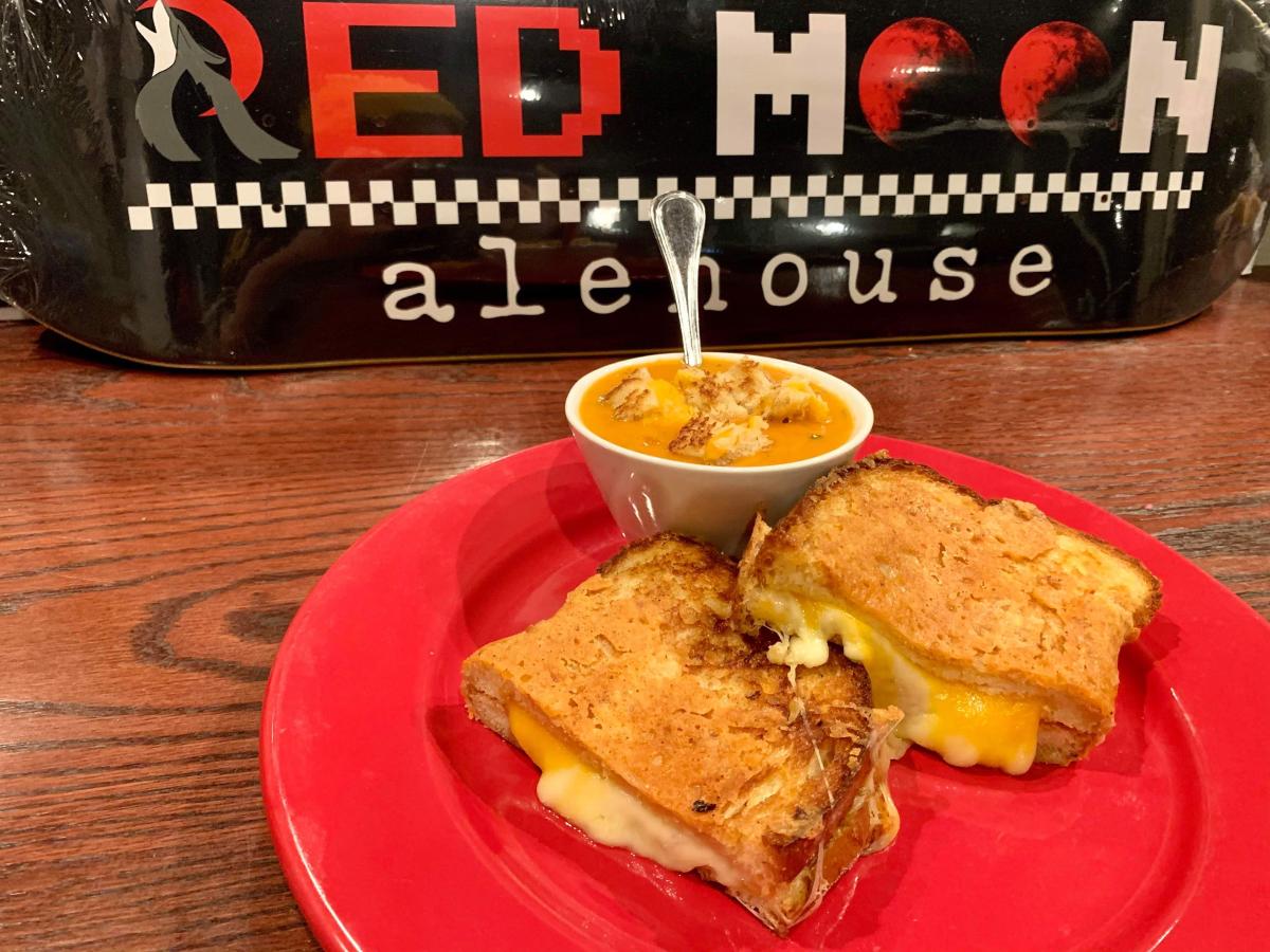 Red Moon Grilled Cheese