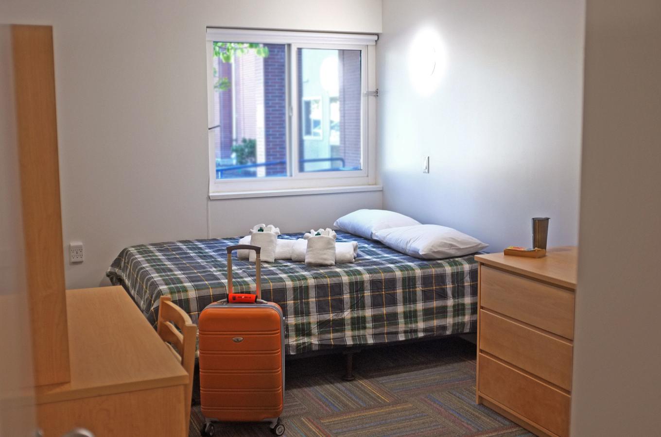 1-bedroom suite