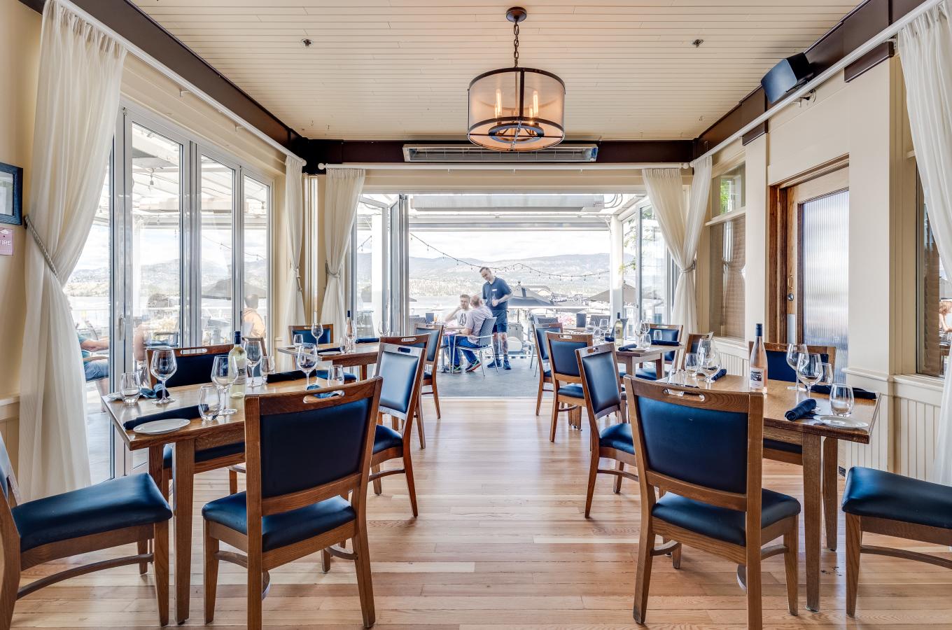 Hotel Eldorado at Eldorado Resort Lakeside Dining Restaurant 1 