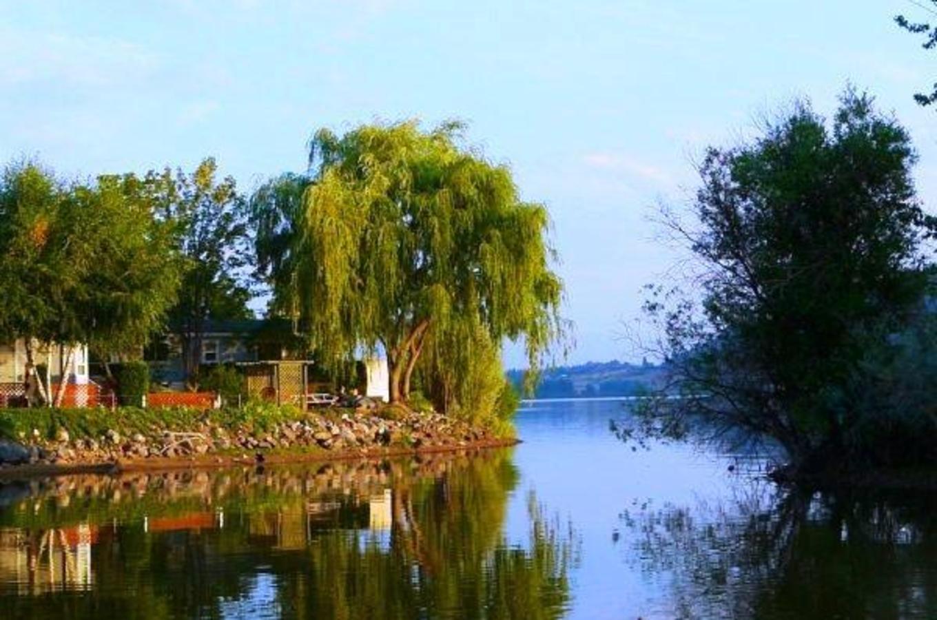 Holiday Park Resort on Ellison (Duck) Lake