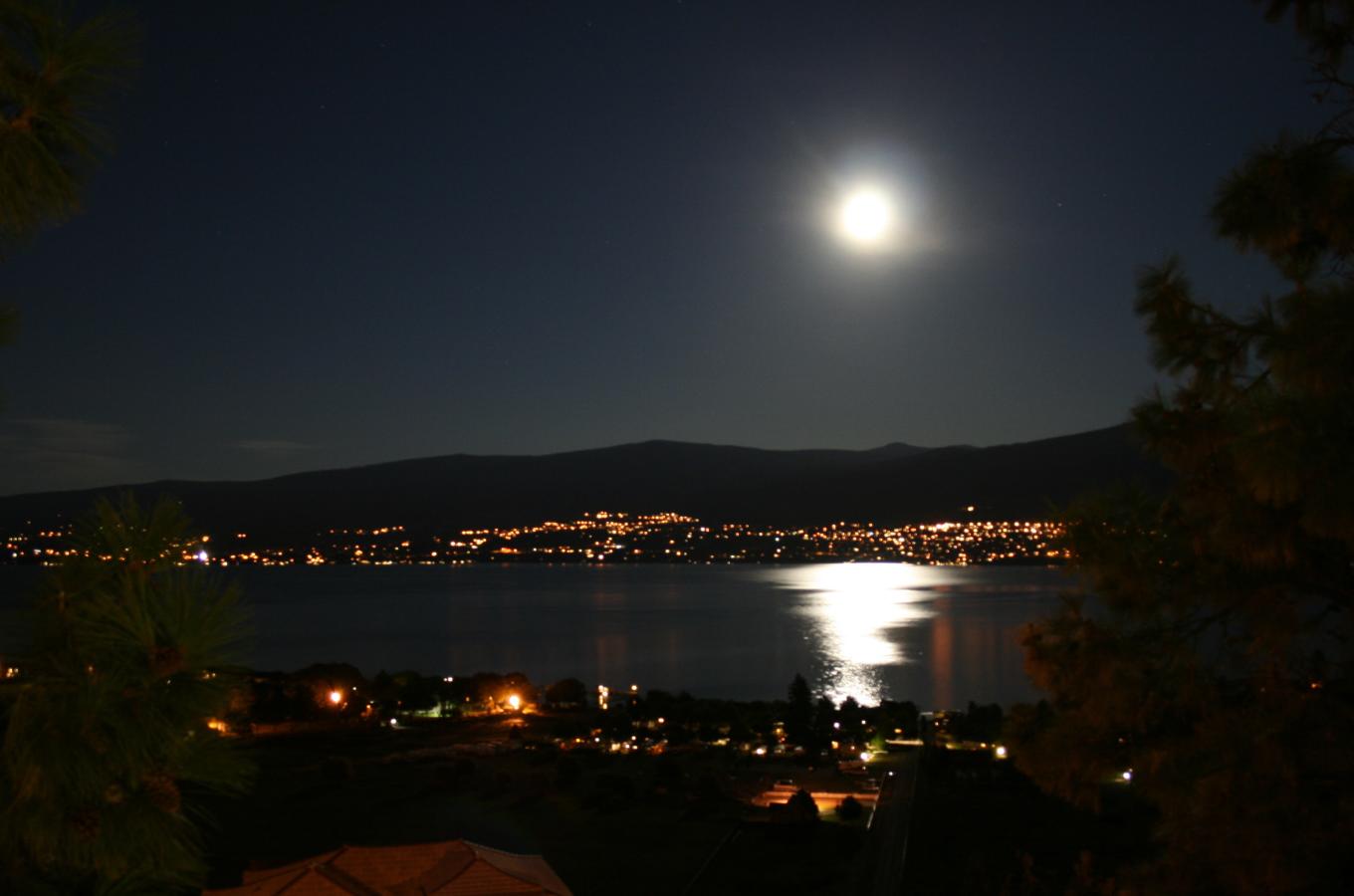 How romantic - watch the full moom shimmering over Lake Okanagan from your deck.
