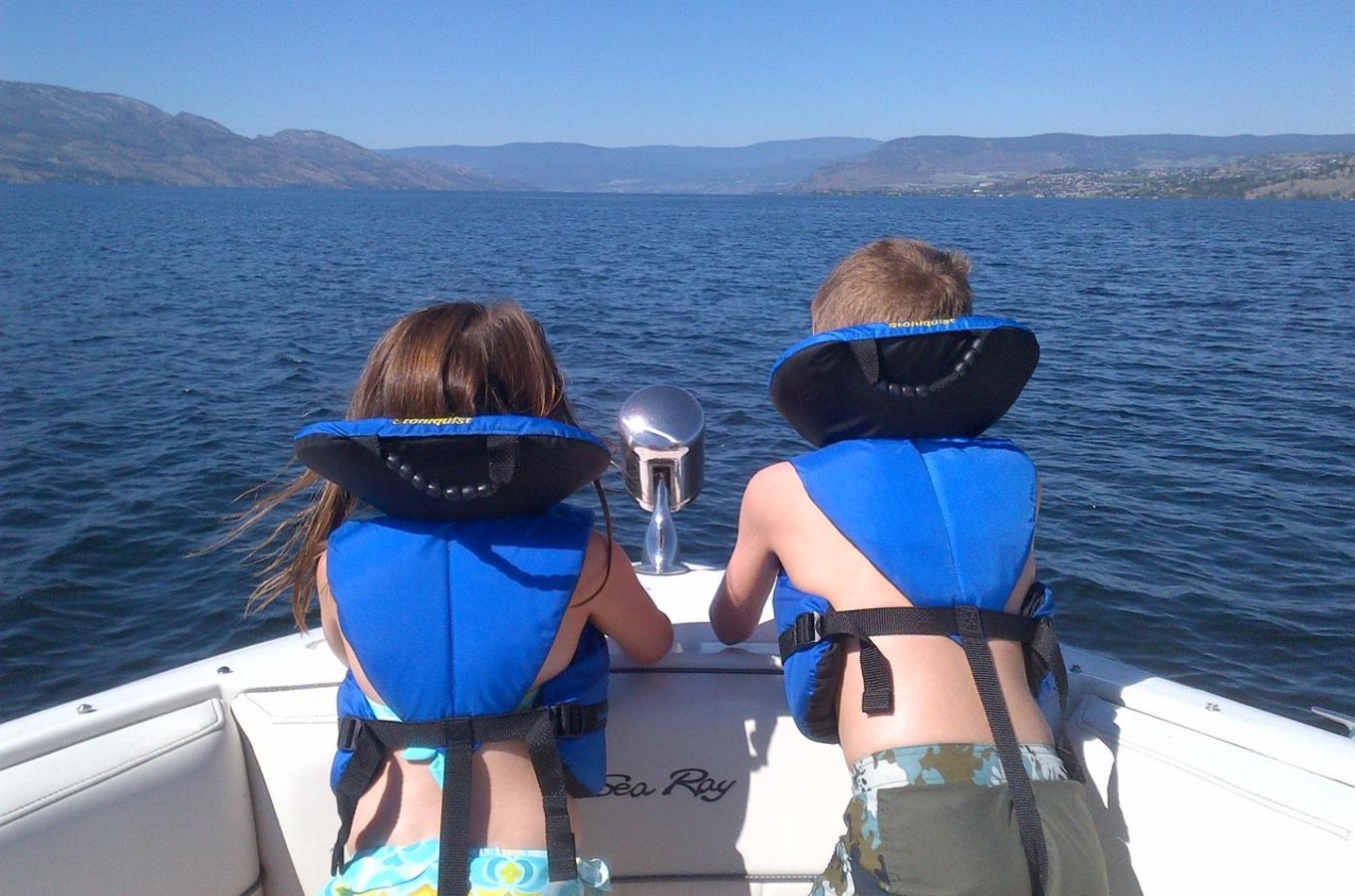 Kelowna Water Taxi Cruises Image