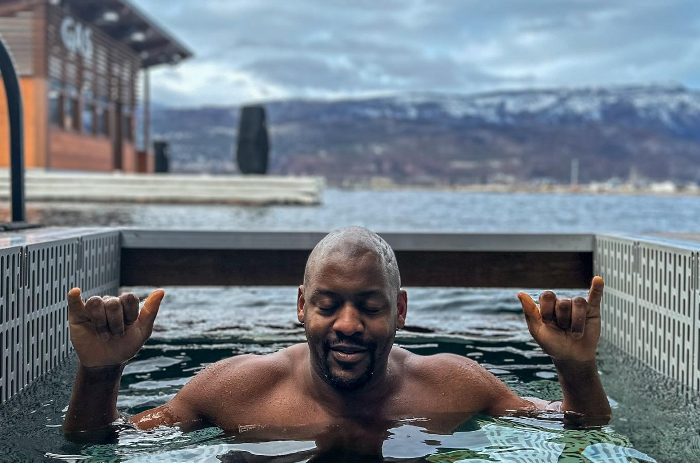 Loyly Floating Sauna
