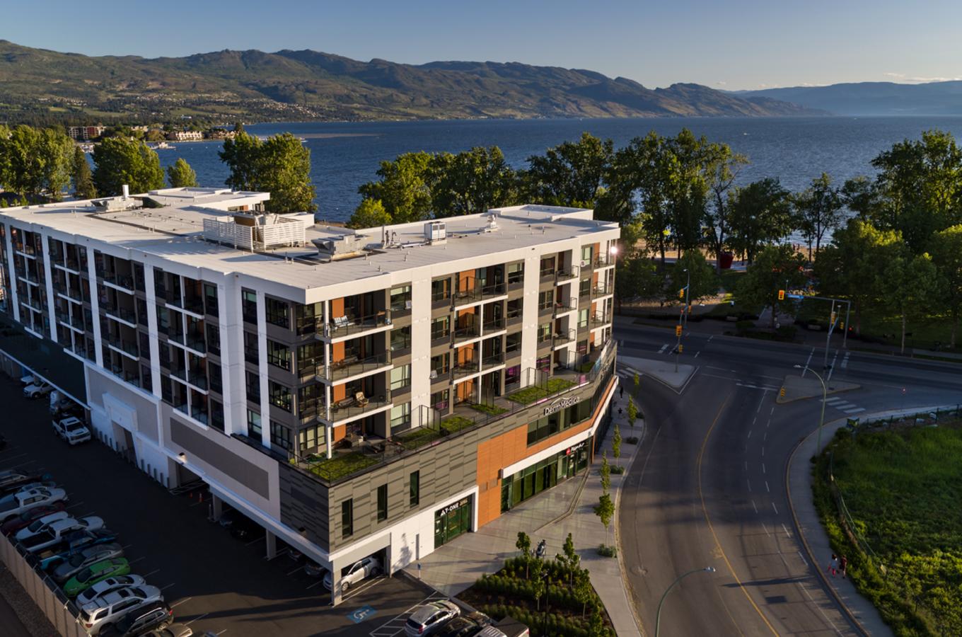 The Shore Kelowna - Exterior