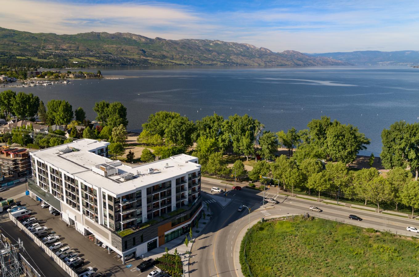The Shore Kelowna - Exterior