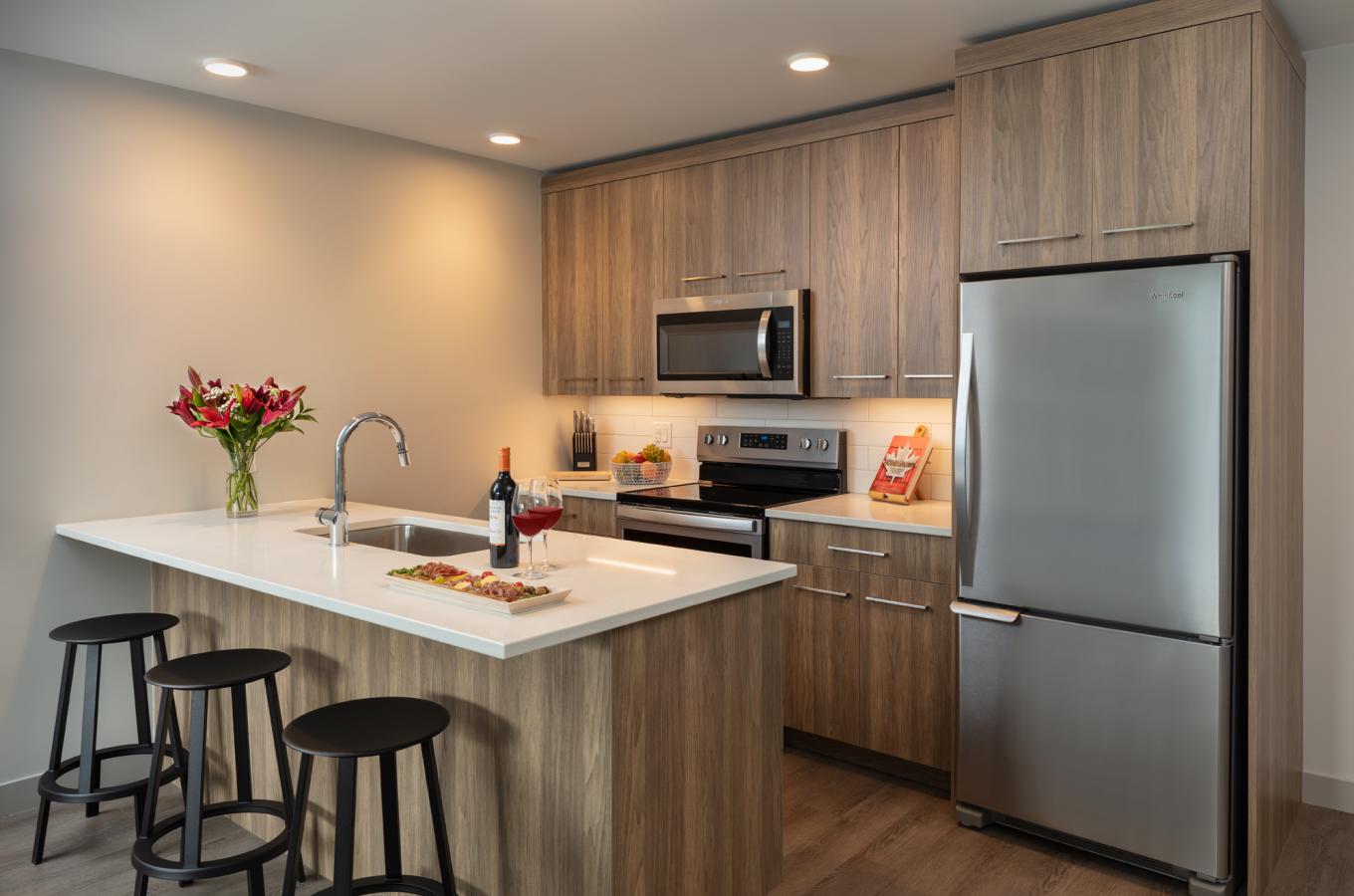 The Shore Kelowna - Suites