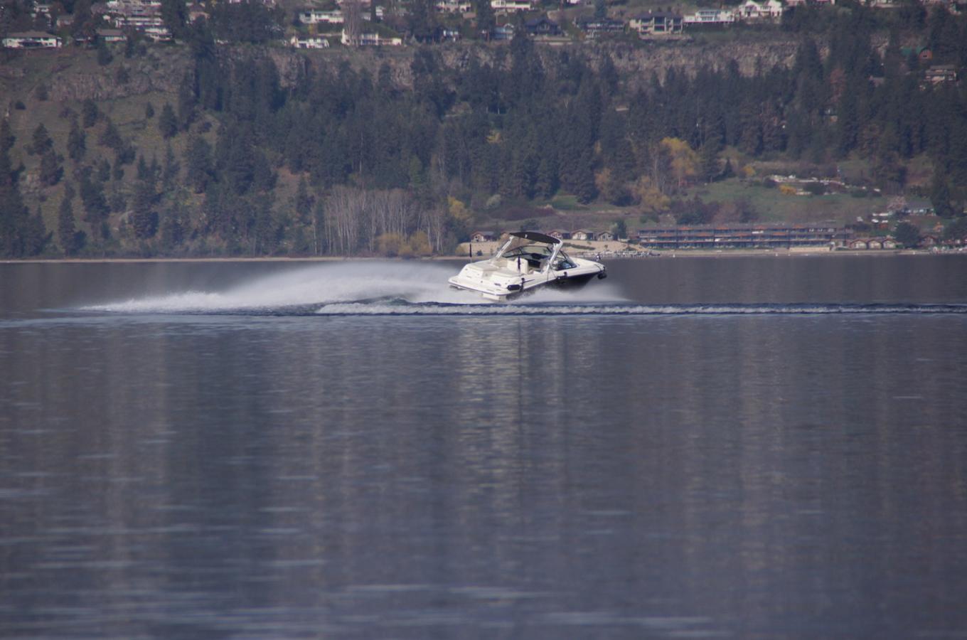 Kelowna Water Taxi Cruises Image