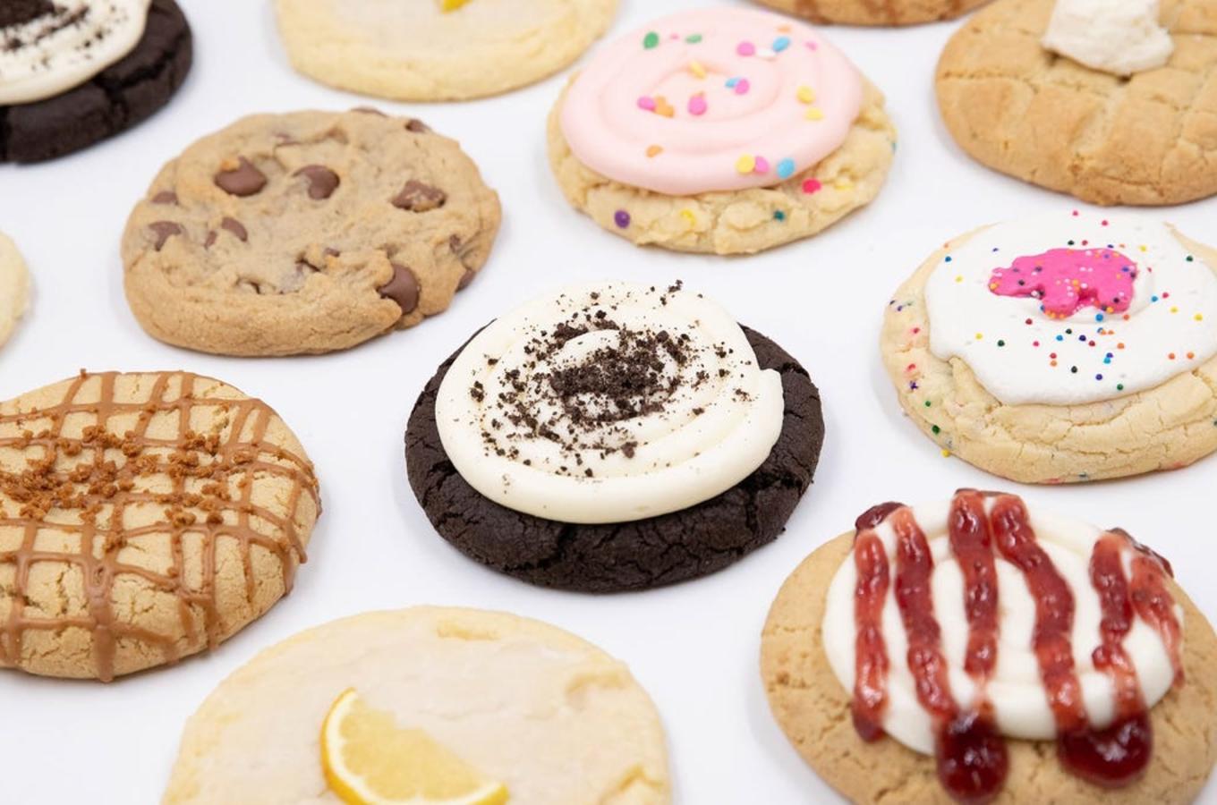 Crumbl Cookies Pleasant Prairie - Cookies