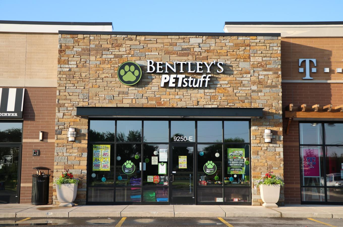 Bentley's Pet Stuff Front of Store V Pic.