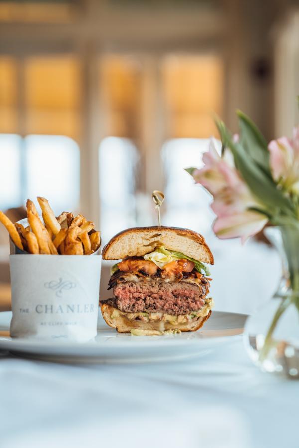 cafe Chanler burger
