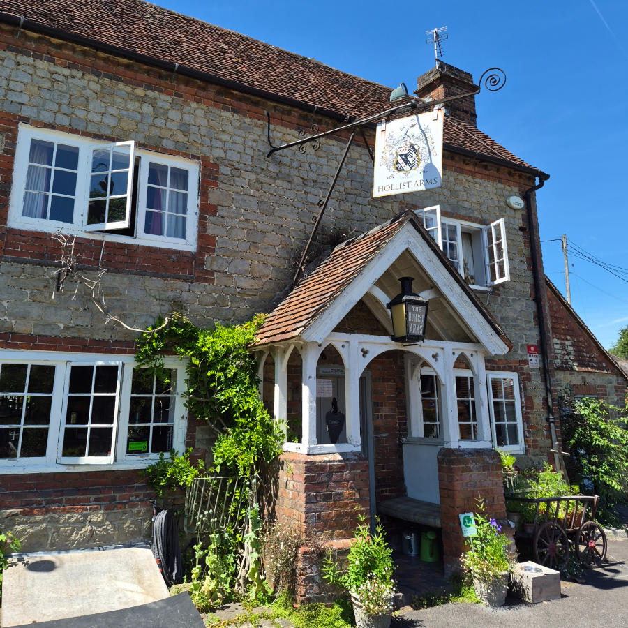 The Hollist Arms