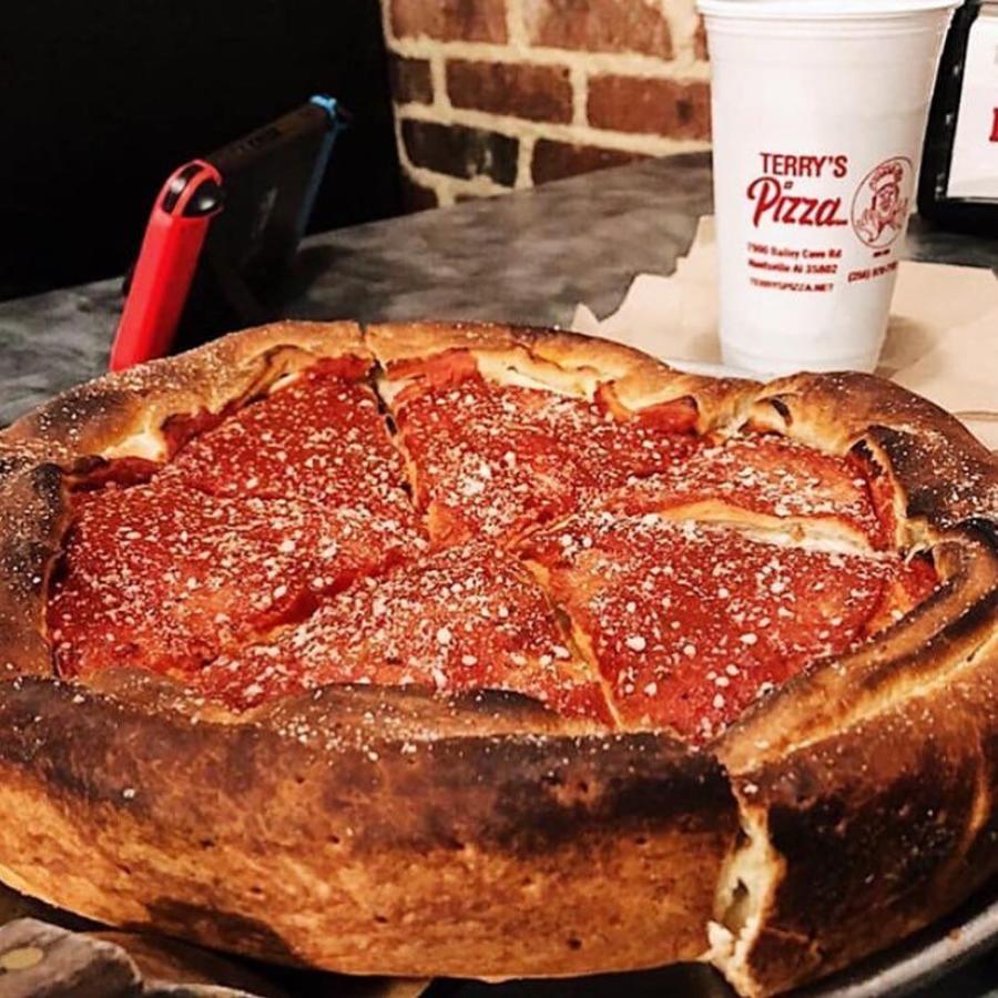 How a great New York-style pizza place ended up in Huntsville, Alabama 