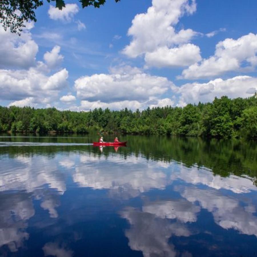 A beautiful picture of lake Joanis
