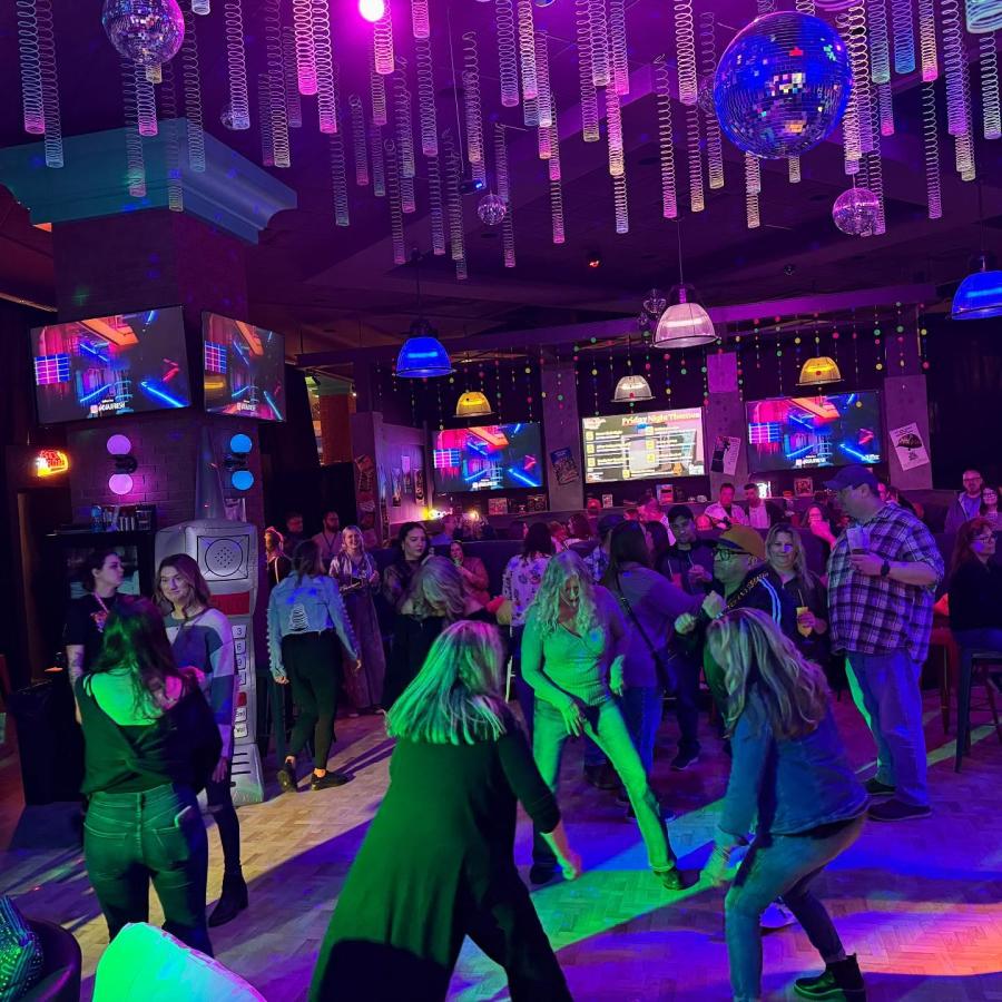 Back to the 80s Pop Up Bar