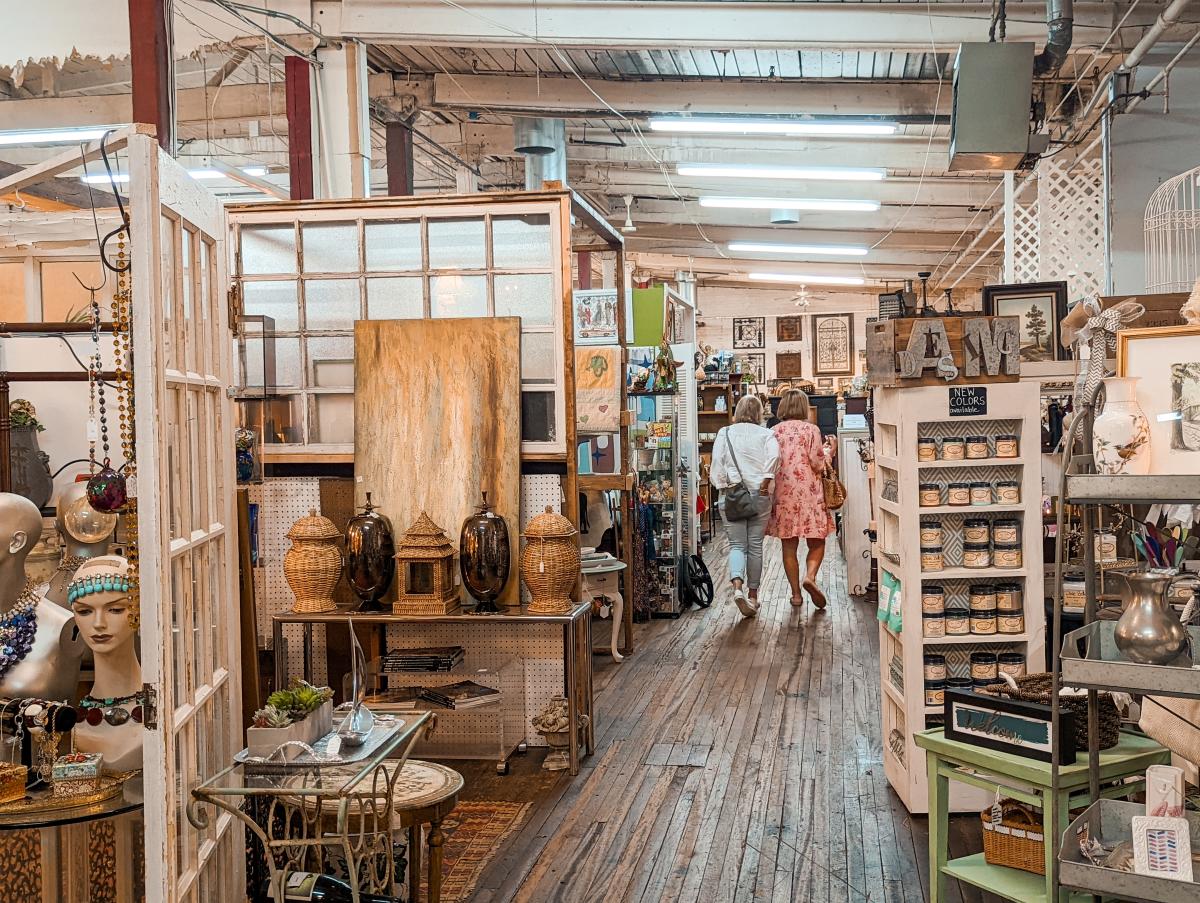 The inside of the Oak Street Mill Antiques