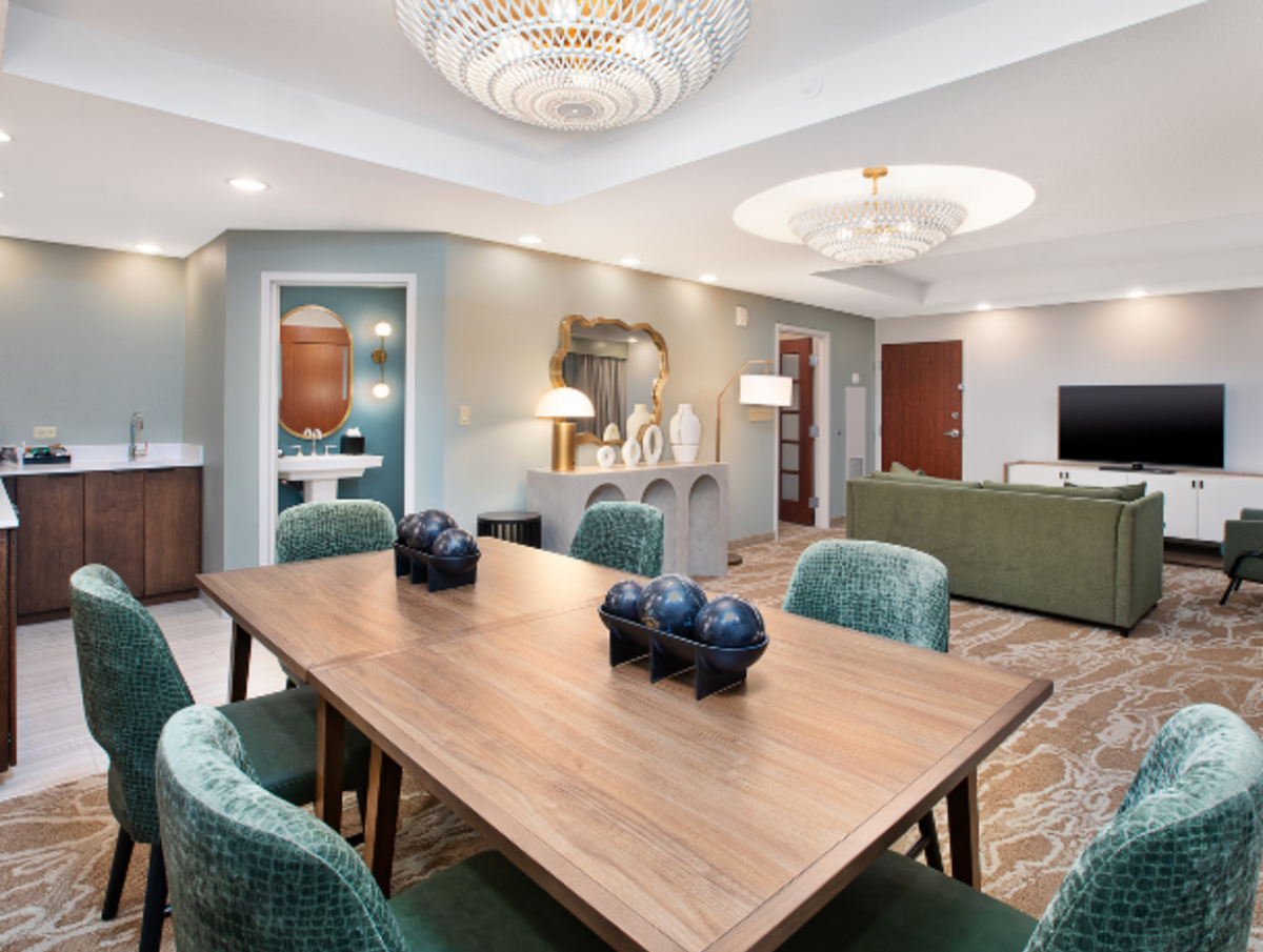 A look at the Presidential Suite at Embassy Suites in San Marcos, Texas