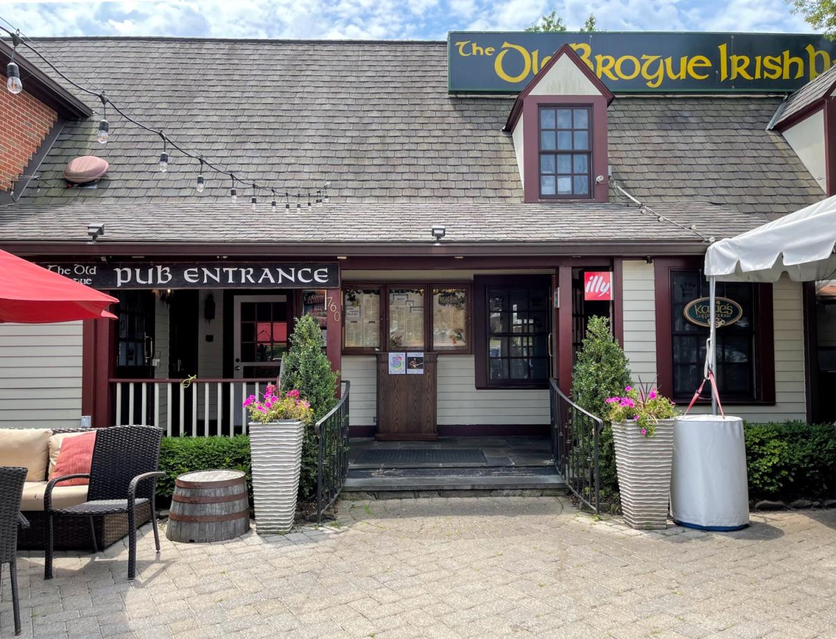 Old Brogue Irish Pub - Great Falls - Stephanie Sheaffer - Restaurants