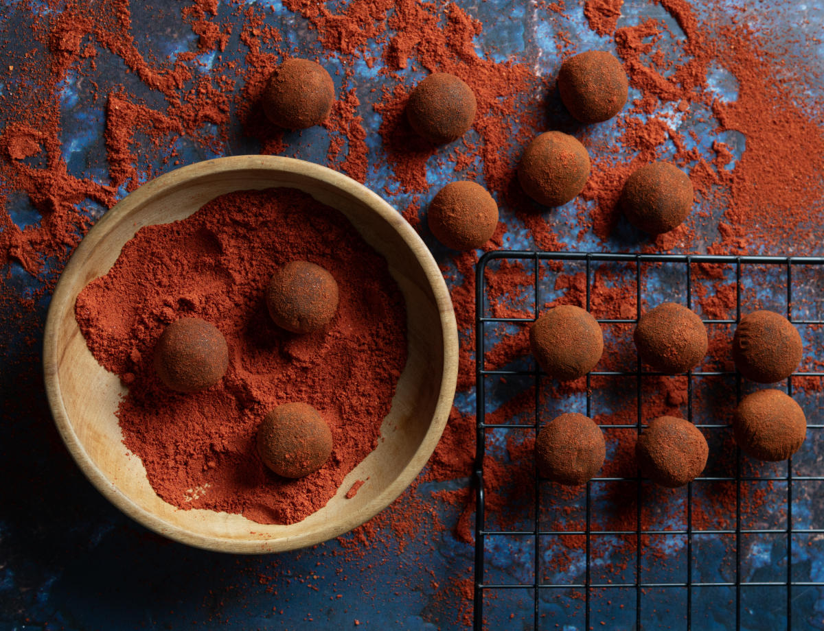 Ek.Chuah chocolate ganache truffles.