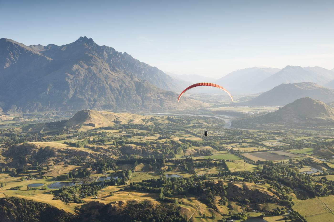 Paragliding Coronet Peak Shot by @pabloheimplatz