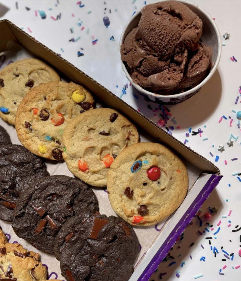 Insomnia Cookies